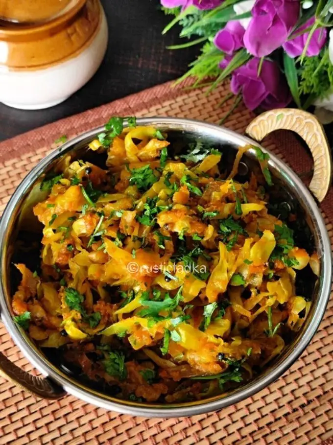 Kobi Chi Peeth Perun Bhaji | Cabbage Besan Sabji