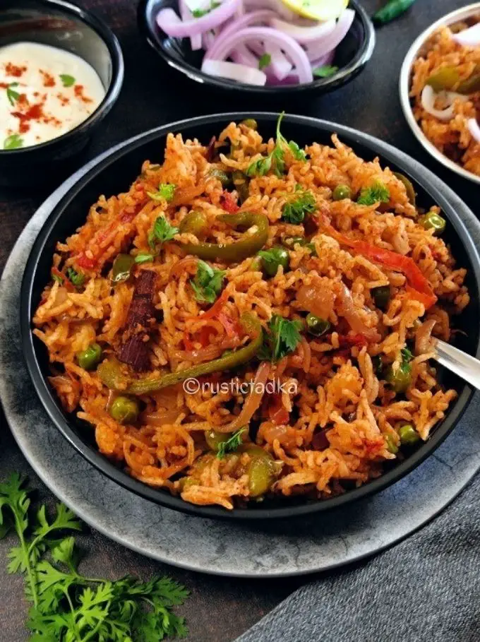 Tawa Pulao Recipe | pav Bhaji Pulao - Rustic Tadka