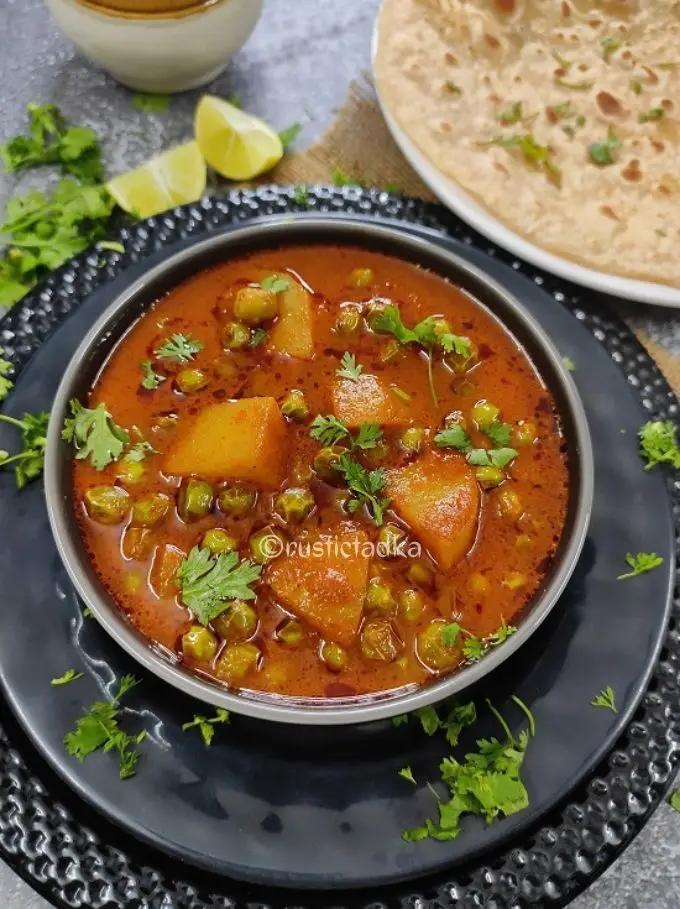 Aloo Matar curry | Potato peas Curry