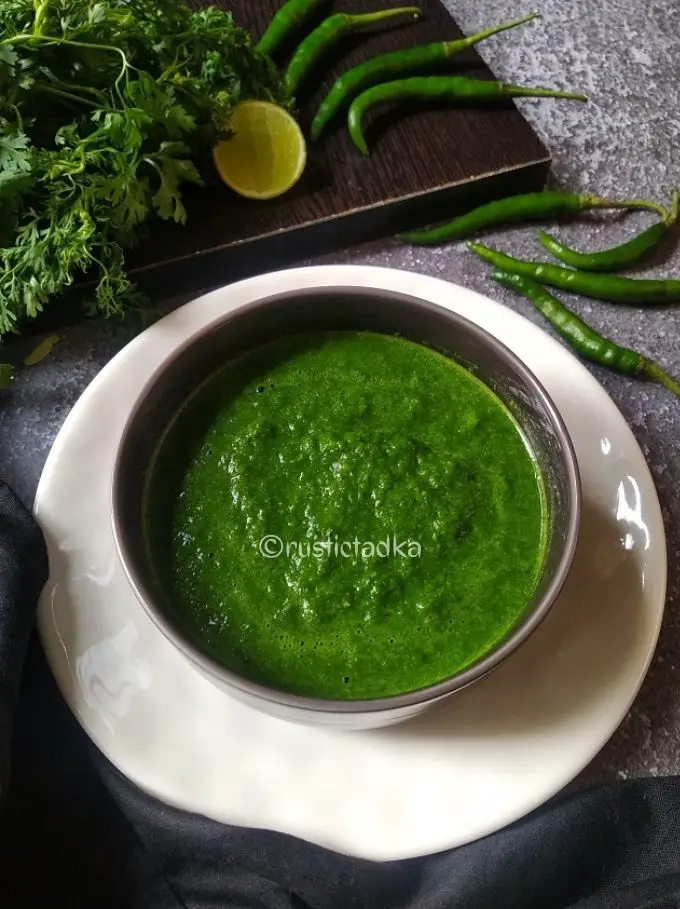 Coriander Chutney (Cilantro Chutney) - Rustic Tadka