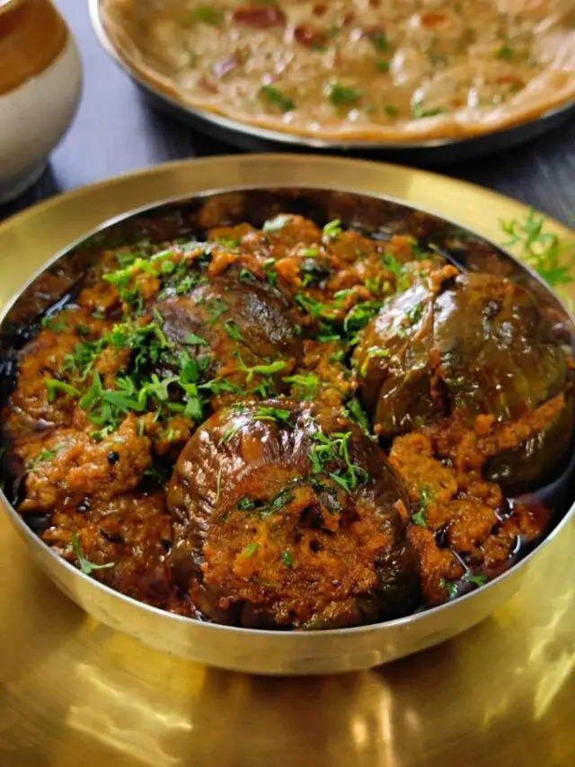 cropped-2-bharwa-baingan-stuffed-eggplant-curry-vegan-vegetarian-healthy-nutritious-easy-to-make-quick-simple-Indian-everyday-sabji-recipe-how-to-make-bharwa-baingan-rustic-tadka-lunch-dinner.jpg