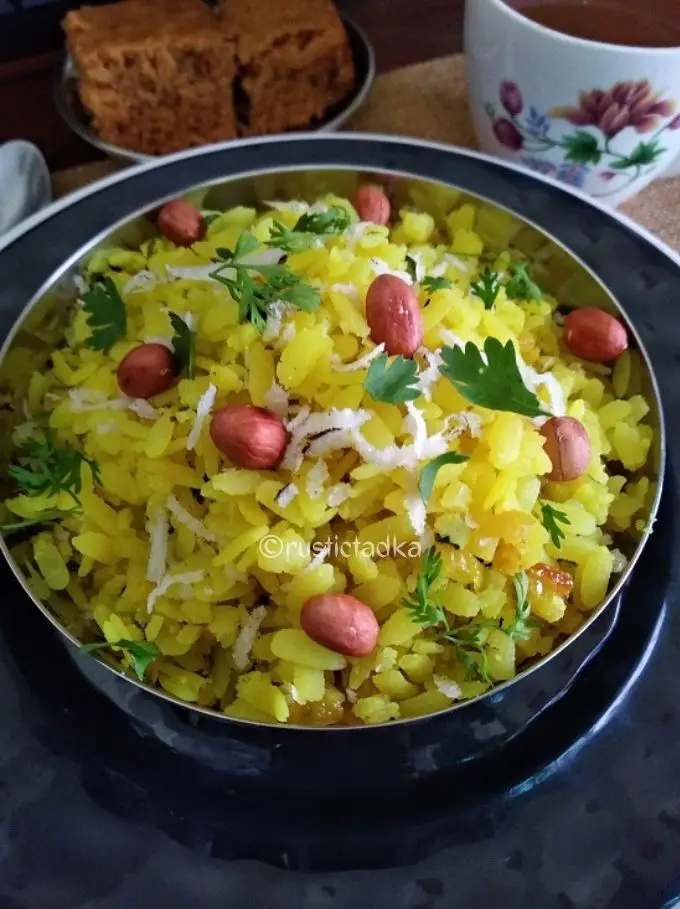 Kande Pohe - Maharashtrian Breakfast Recipe