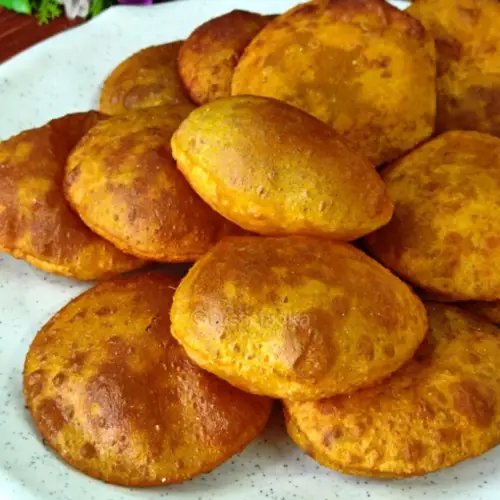 Lal Bhoplyache Gharghe | Kaddu Ki puri | Sweet Pumpkin Puri