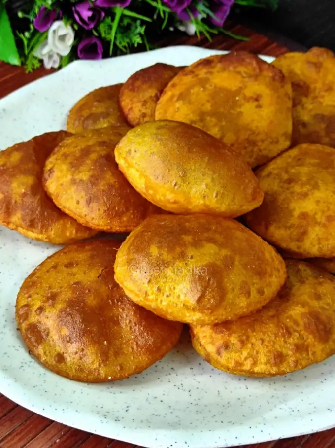 Lal Bhoplyache Gharghe | Kaddu Ki puri | Sweet Pumpkin Puri