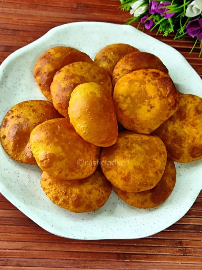 Lal Bhoplyache Gharghe | Kaddu Ki puri | Sweet Pumpkin Puri