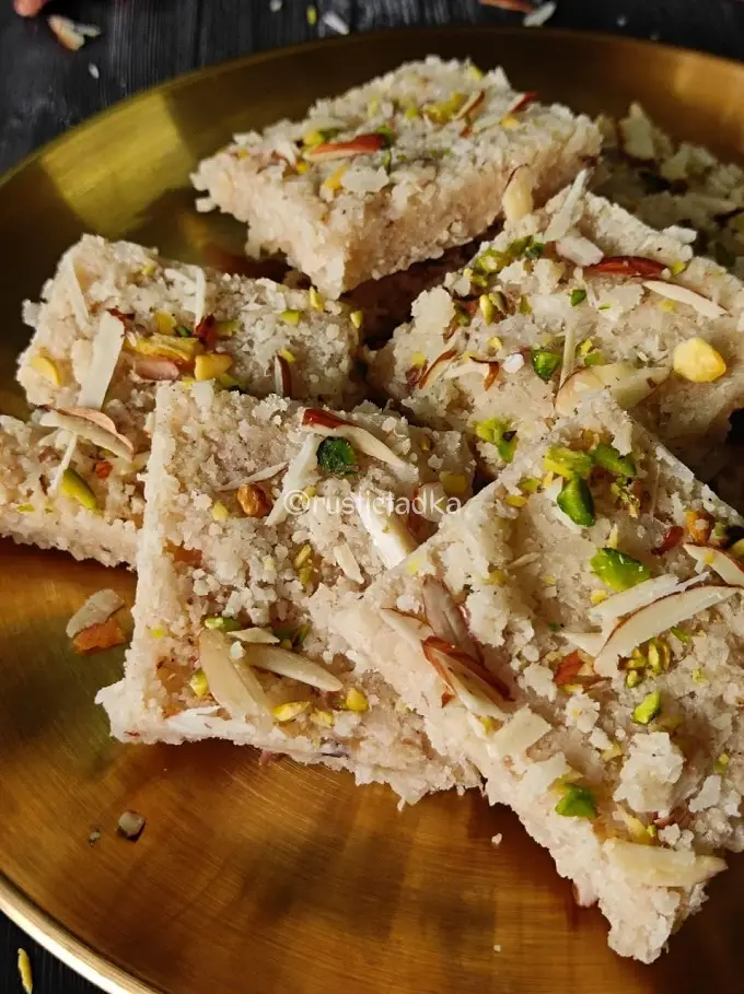 Narlachi Vadi | Nariyal Barfi | Traditional Coconut Barfi