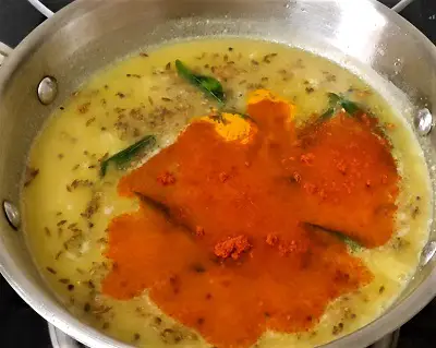 Maharashtrian Amti | chincha Gulachi Amti | Maharashtrian dal