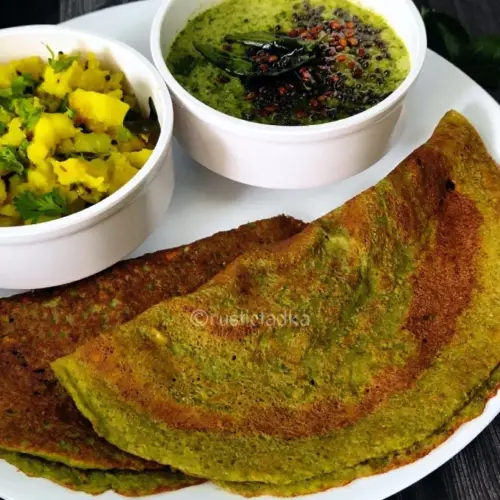 Green Moong Dal Dosa (Pesarattu) | Weight Loss Recipe