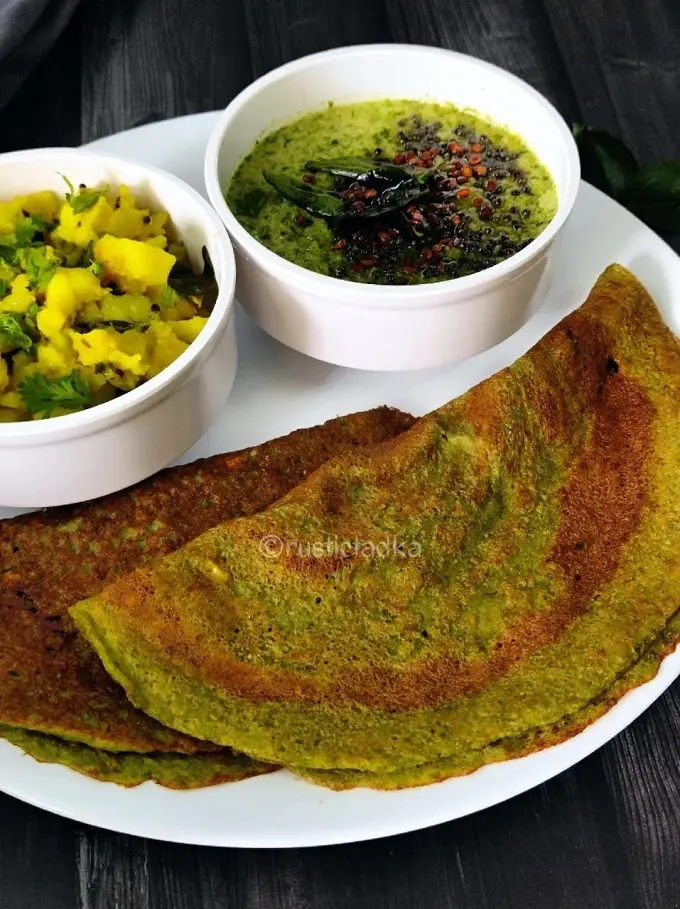 Green Moong Dal Dosa (Pesarattu) | Weight Loss Recipe