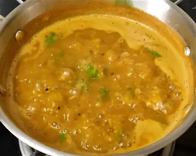 Maharashtrian Amti | chincha Gulachi Amti | Maharashtrian dal