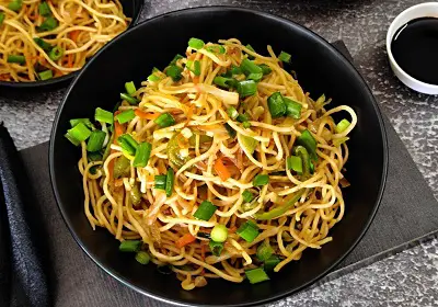 Hakka Noodles | How To make Vegetable Hakka Noodles Recipe