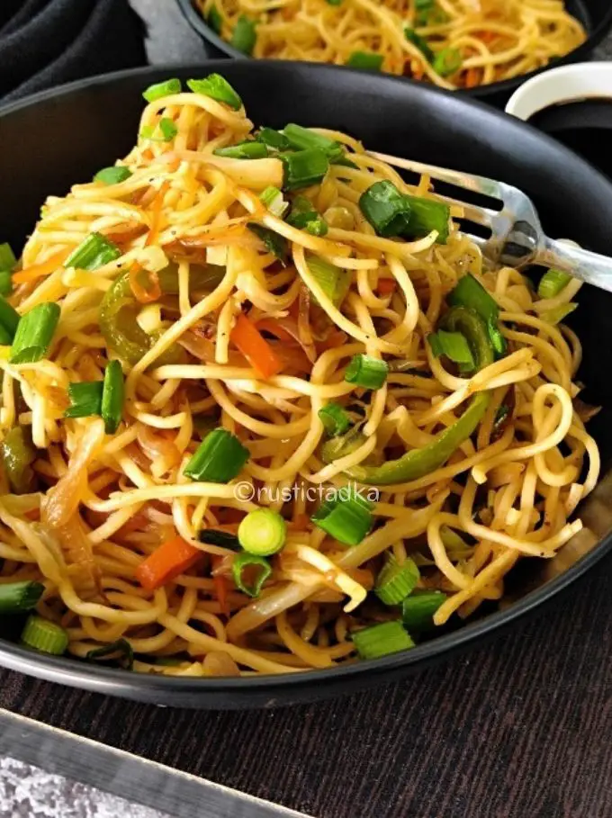 Hakka Noodles | How To make Vegetable Hakka Noodles Recipe