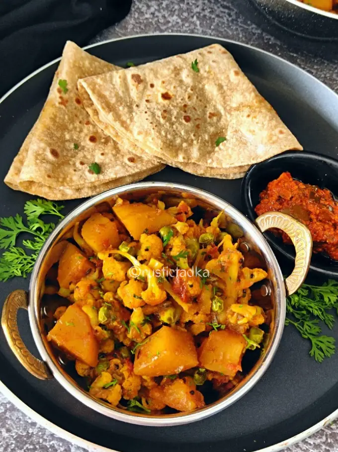 Aloo Gobi Matar Sabzi | Cauliflower, Potatoes & Green Peas Curry