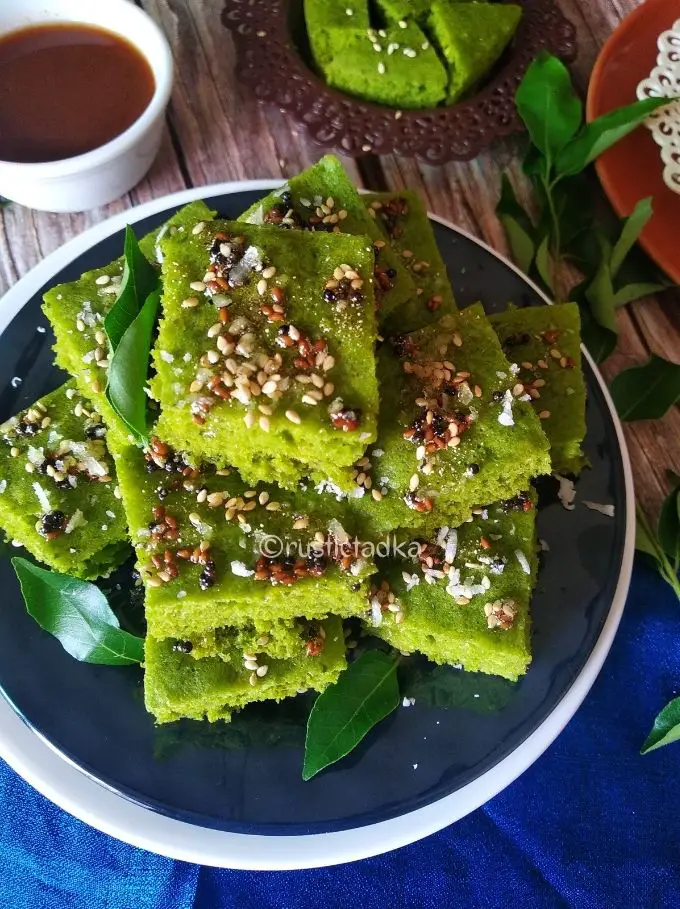 Instant Palak Dhokla | Spinach Dhokla | Healthy Dhokla Recipe