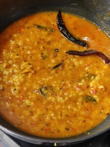 Lasooni Dal Tadka | Garlic Dal Tadka Recipe