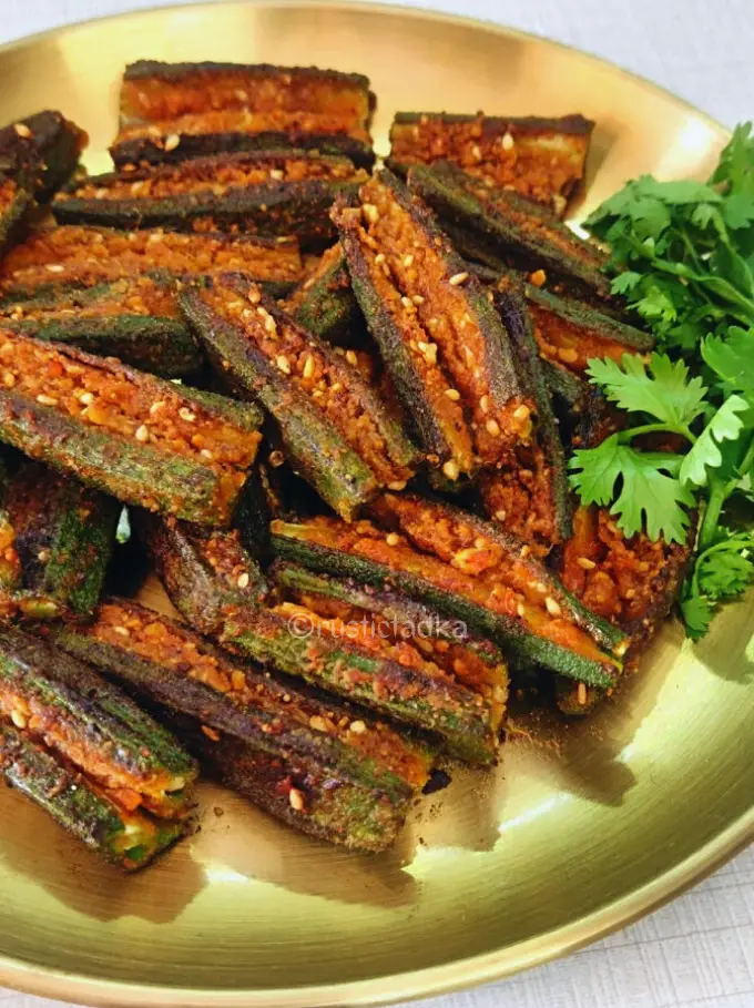 Bharwa Bhindi with Besan | Bharli bhendi | Stuffed Okra Recipe