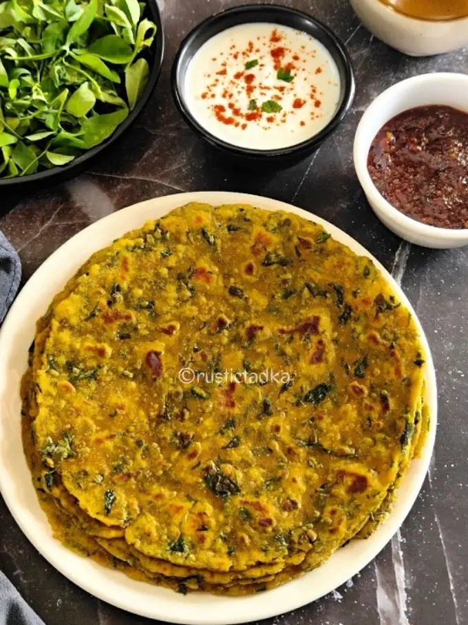 Methi Thepla Recipe | Gujarati Thepla Recipe