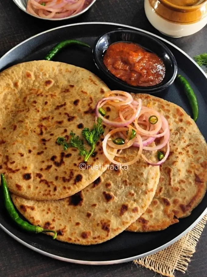 aloo gobi paratha 1