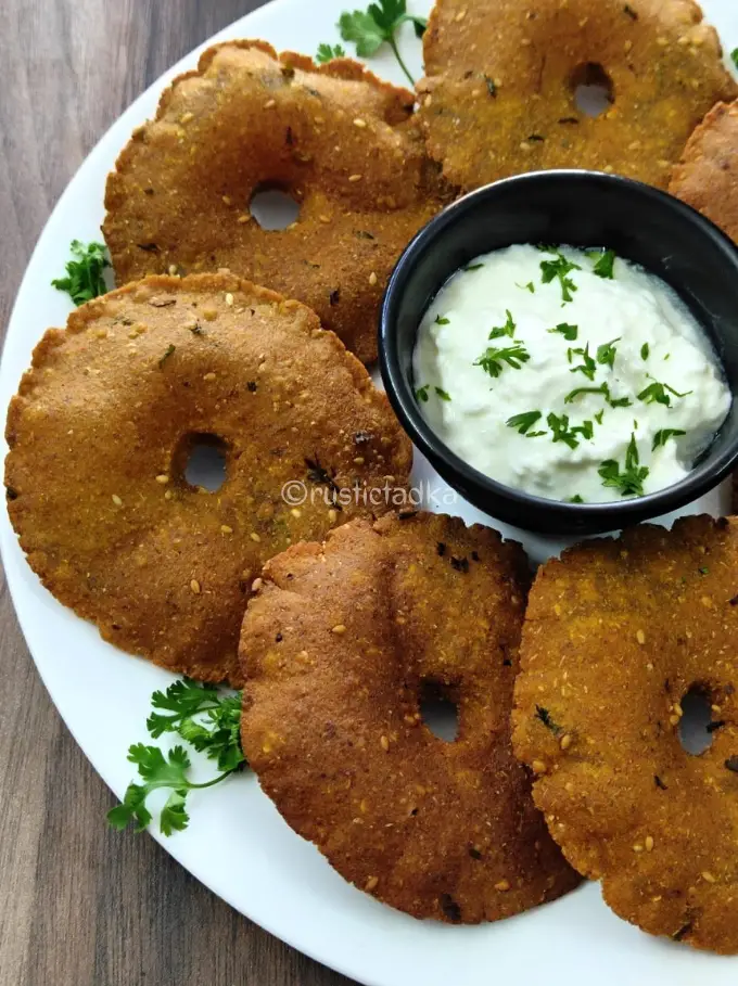 Bhajaniche Vade (Thalipeeth Vade Recipe) | multi-Grain Poori
