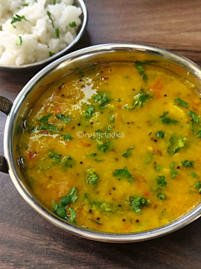 Phodnicha Varan | फोडणीचे खमंग वरण | Maharashtrian Varan Recipe | Simple Dal Recipe