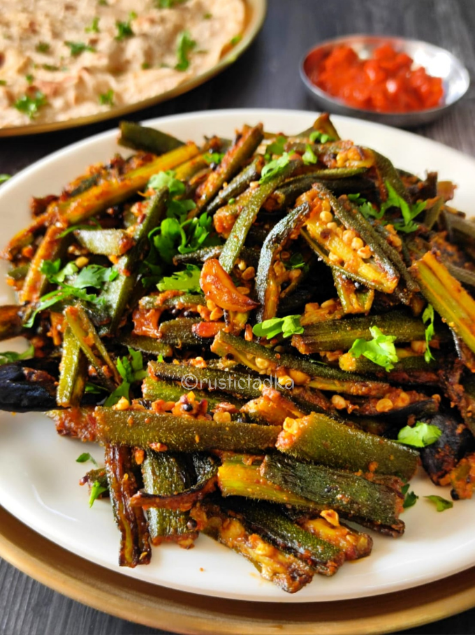 lahsuni Bhindi Ki Sabji (Vegan Garlicky Okra Stir Fry) lasooni bhindi ki sabji - bhendi chi bhaji